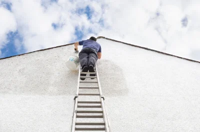 Peinture extérieure à Saint-Secondin — façades et ravalement